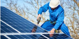Installation Maintenance Panneaux Solaires Photovoltaïques à Parmilieu
